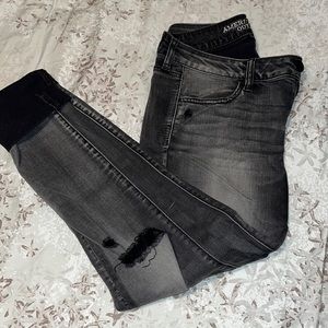 Black wash low rise American Eagle jeggings